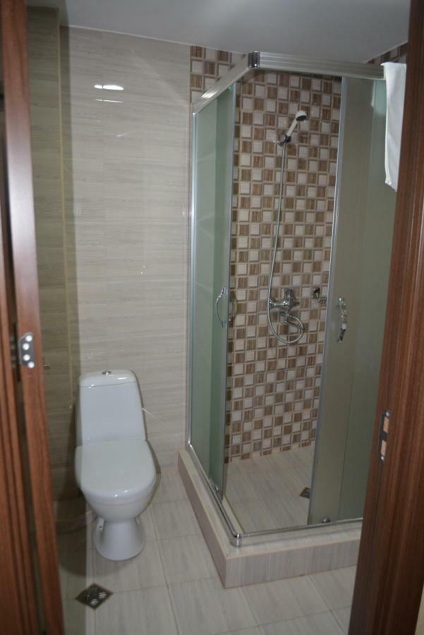 Hotel Gureli Tbilisi Quarto foto